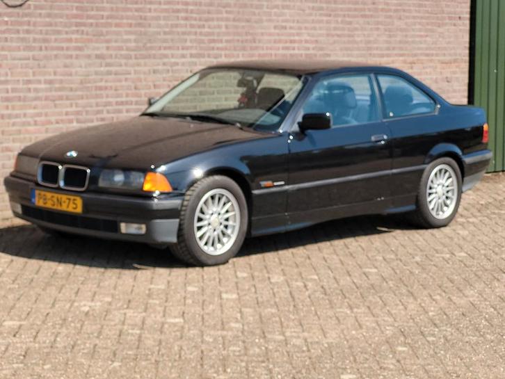 BMW 323 i coupe 1996 zwart metallic, Auto's, BMW, Particulier, Benzine, Coupé, Handgeschakeld, Origineel Nederlands, Zwart, Achterwielaandrijving