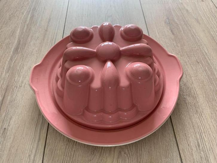 Vintage Roze Puddingvorm met Schotel, Huis en Inrichting, Keuken | Keukenbenodigdheden, Gebruikt, Ophalen of Verzenden