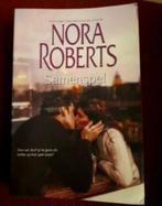 Samenspel: Gemengd dubbel / Nevels in de nacht, Ophalen of Verzenden, Zo goed als nieuw, Nora Roberts