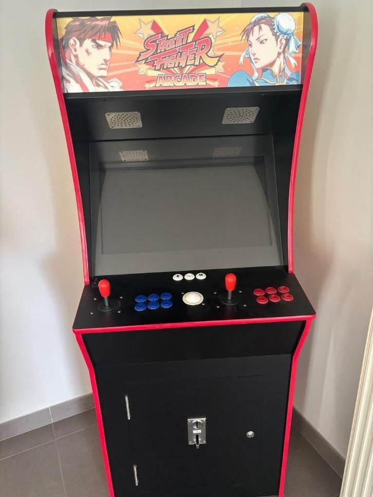 A-G 26 LCD Streetfighter arcade 3500 games, Spelcomputers en Games, Games | Overige, Zo goed als nieuw, 2 spelers, Vanaf 3 jaar