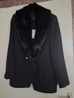 Nieuwe blazer River Island, met afneembare faux fur kraag, Maat 42/44 (L), Nieuw, Ophalen of Verzenden, Jasje