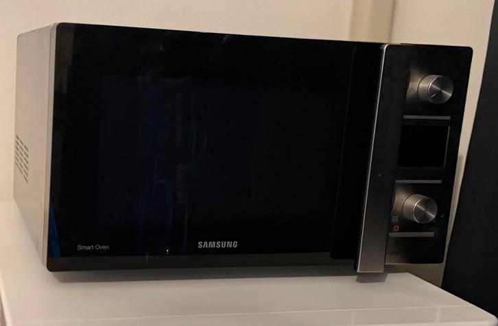 Combimagnetron Samsung (vrijstaand), Witgoed en Apparatuur, Magnetrons, Gebruikt, Vrijstaand, Combimagnetron, Crisp, Grill, Hete lucht