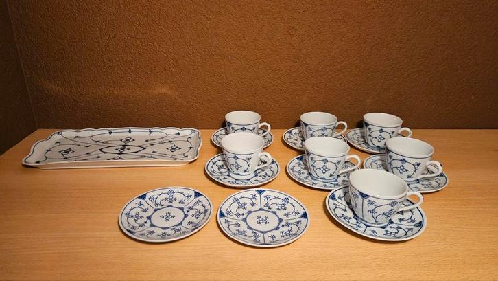 Vintage Blauw Saks Servies met Cakeschaal, Huis en Inrichting, Keuken | Servies, Gebruikt, Kop(pen) en/of Schotel(s), Overige stijlen