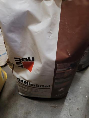 4 Zakken Baumit Expansiemortel 10kg beschikbaar voor biedingen