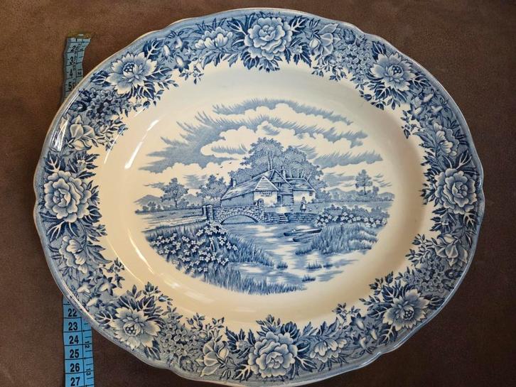 English Village Alfred Meakin Staffordshire England, Antiek en Kunst, Antiek | Schalen, Ophalen of Verzenden