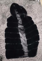 Zwarte faux fur bodywarmer met capuchon, Ophalen of Verzenden