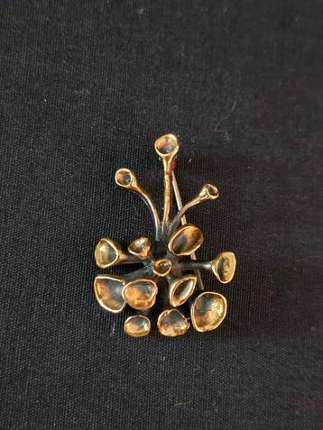 Mooie Broche, Hannu Ikonen, Finland brons, rendiermos design beschikbaar voor biedingen