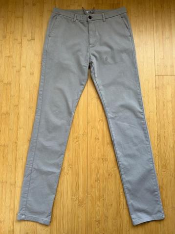 Nieuw - WE Slim Fit Chino W32 L36 Grijs beschikbaar voor biedingen