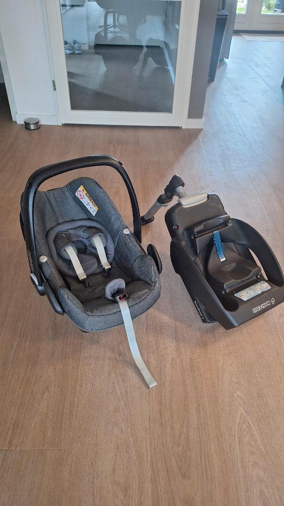 Maxi Cosi Pebble + EasyBase 2, Kinderen en Baby's, Autostoeltjes, Gebruikt, Maxi-Cosi, 0 t/m 13 kg, Autogordel, Ophalen