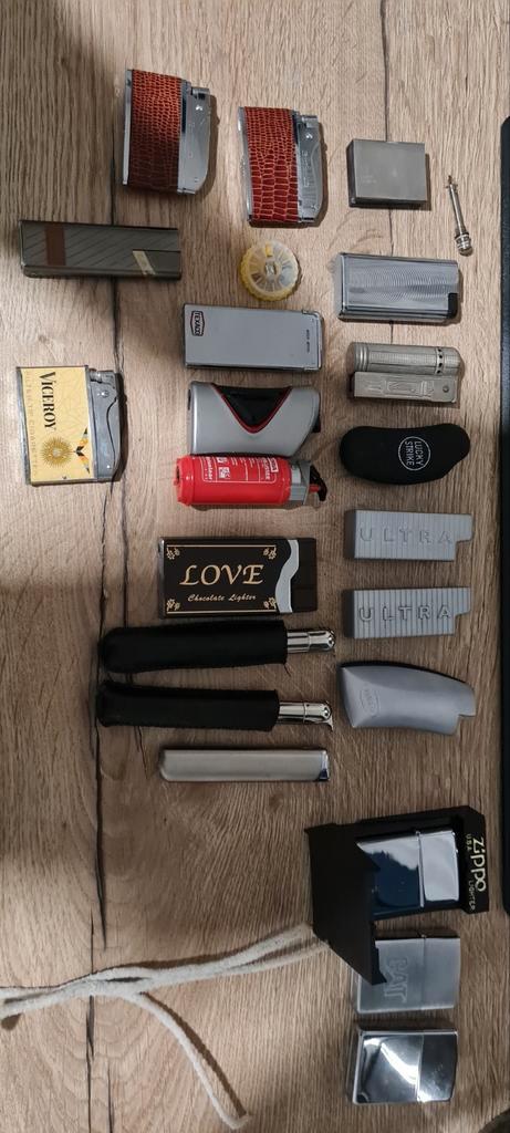 Collectie Aanstekers: Oud & Reclame, Verzamelen, Rookartikelen, Aanstekers en Luciferdoosjes, Gebruikt, Aansteker, Ophalen of Verzenden