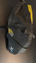 Apidura racing saddle bag 7L, Ophalen of Verzenden, Zo goed als nieuw