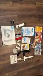 Nintendo wii + games + controllers en veel meer, Spelcomputers en Games, Spelcomputers | Nintendo Wii, Ophalen of Verzenden, Zo goed als nieuw