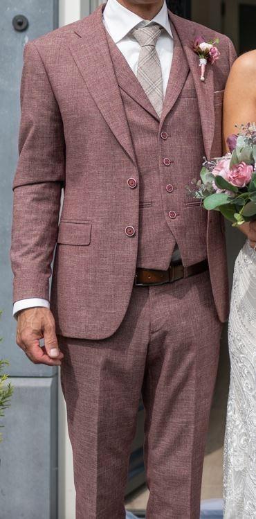 Trouwpak mt 48 Roka maroon linnen, Kleding | Heren, Trouwkleding en Trouwaccessoires, Zo goed als nieuw, Trouwpak, Overige kleuren