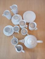 Wit, stoer thee/koffie servies 26 delig :Mitterteich Germany, Ophalen, Zo goed als nieuw, Overige stijlen, Kop(pen) en/of Schotel(s)