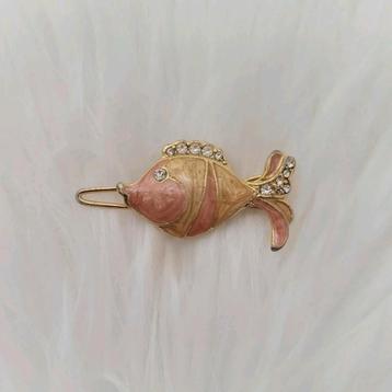 Vintage emaille haarspeldje.  beschikbaar voor biedingen