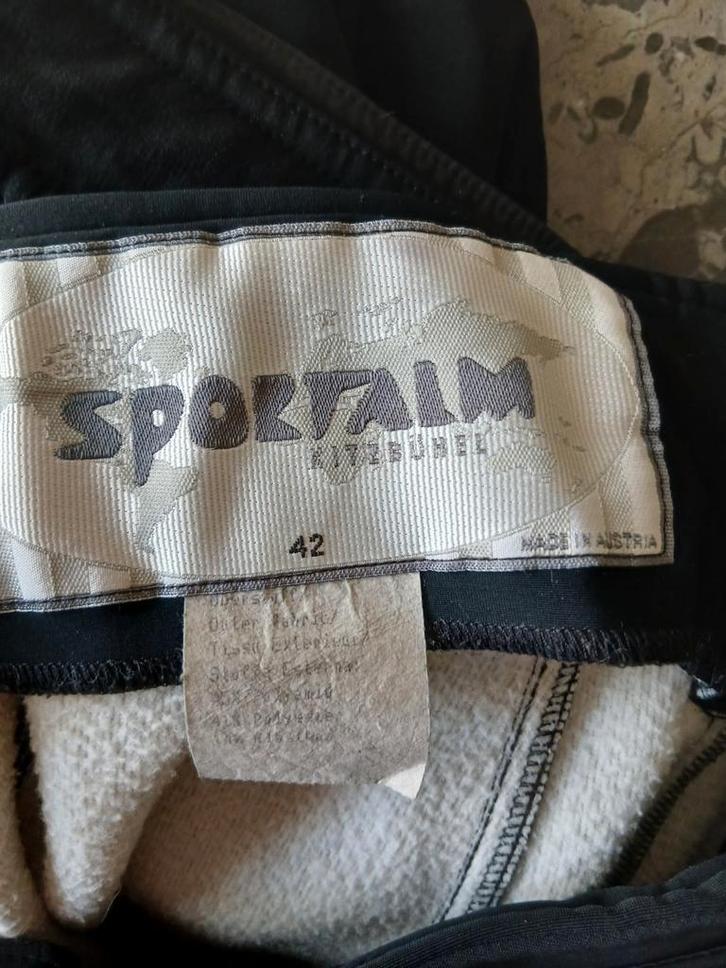 Ski broeken zwart, maat 42 (ook 40), Kleding | Dames, Wintersportkleding, Zo goed als nieuw, Broek, Maat 42/44 (L), Ophalen of Verzenden