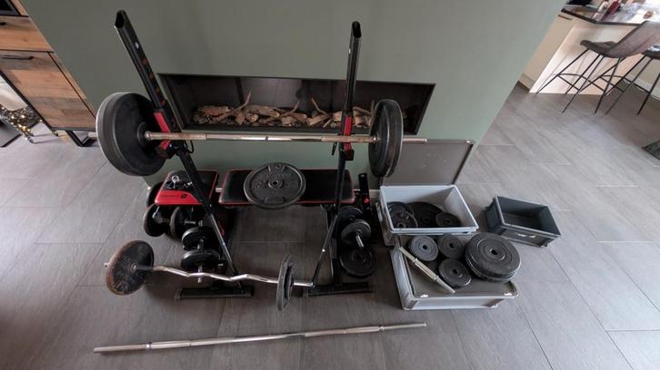 Halters, fitness bank, gietijzeren gewichten, Sport en Fitness, Fitnessmaterialen, Gebruikt, Fitnessbank, Ophalen