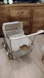 Antieke poppenwagen, Ophalen