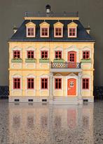 Playmobile herenhuis 5301 inclusief 5 sets aan inrichting, Ophalen of Verzenden, Zo goed als nieuw