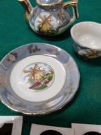 -	Miniservies parelmoer paars blauw, Huis en Inrichting, Keuken | Servies, Ophalen of Verzenden, 'T Olde Gre-j, Info@toldegrej.nl