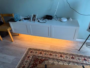 IKEA zwevend tv-meubel