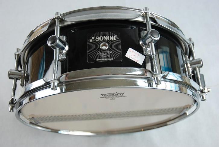 Sonor Sonic plus snaredrum hout met nieuwe vellen 14x4,5inch, Muziek en Instrumenten, Instrumenten | Onderdelen, Gebruikt, Drums of Percussie