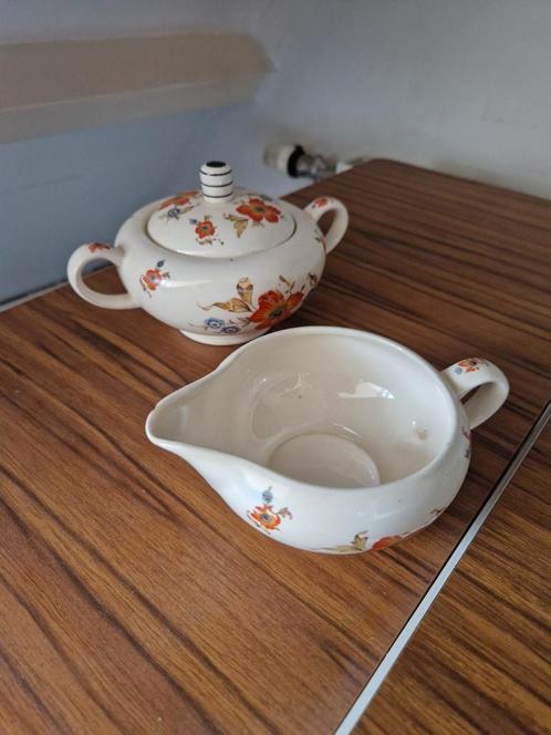 Vintage Societé Ceramique Maastricht Suikerpot & Sauskom, Antiek en Kunst, Antiek | Keramiek en Aardewerk, Ophalen