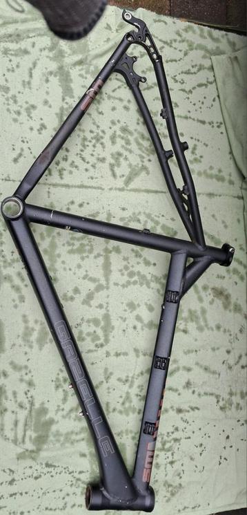 Gazelle licht gewicht aluminium frame beschikbaar voor biedingen