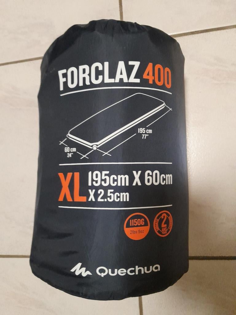 Zelfopblazende slaapmat Quechua nieuw!, Caravans en Kamperen, Slaapmatten, Ophalen of Verzenden, Nieuw