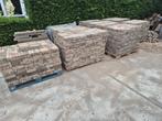 80m²  mooie partij bonte beton klinkers, Tuin en Terras, Tegels en Klinkers, Ophalen, Klinkers, Zo goed als nieuw, 10 m² of meer