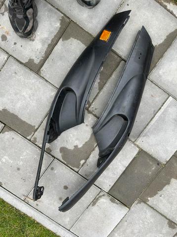 Piaggio zip type 123/FR/sp98 zij kappen beschikbaar voor biedingen