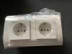 Gira Schakelmateriaal Wandcontactdoos, Doe-het-zelf en Verbouw, Ophalen, Nieuw, Stopcontact