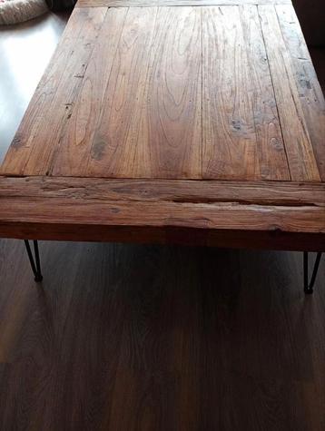Salontafel  beschikbaar voor biedingen