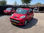 Peugeot 107 1.0 12V 5DR 2009 Rood NW APK NAP ZEER NETJES, Voorwielaandrijving, Stof, Zwart, 4 stoelen