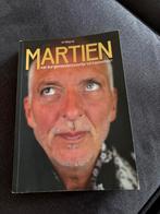 Boek - Martien, Boeken, Biografieën, Ophalen of Verzenden, Zo goed als nieuw