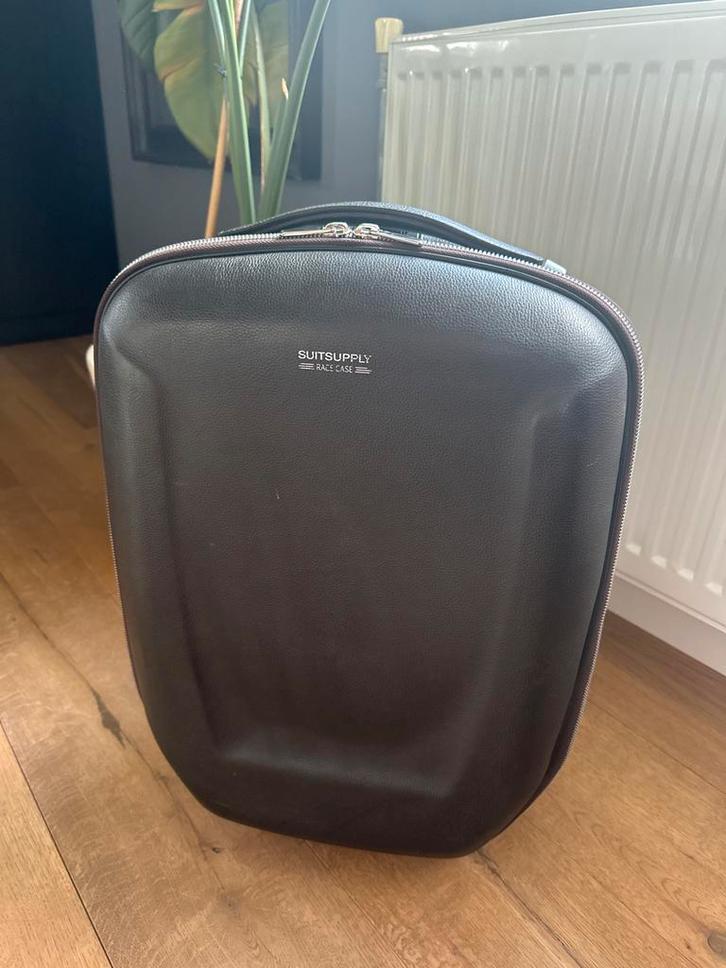 Suitsupply Koffer met Step - Zo Goed Als Nieuw!, Sieraden, Tassen en Uiterlijk, Koffers, Zo goed als nieuw, Overige materialen