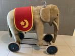 Oude steiff olifant op wielen, Ophalen