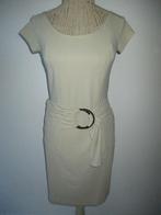MOQ Prachtige travelstof jurk maat 36 / S, Kleding | Dames, Jurken, Beige, Zo goed als nieuw, Nederland, Maat 36 (S)