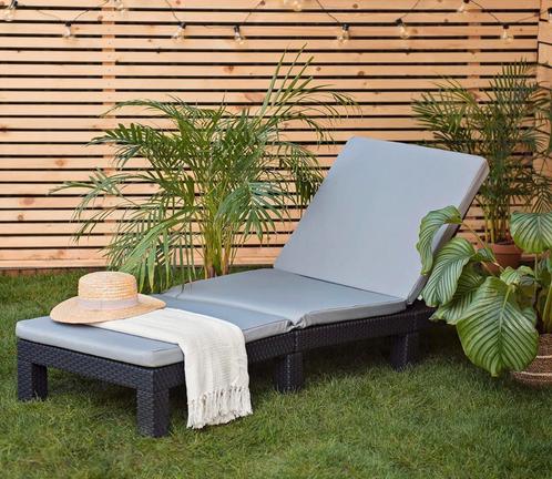 Twee 2 nieuwe ligbed kussens 190x65x5 cm grijs in verpakking, Tuin en Terras, Tuinmeubel-accessoires, Nieuw, Ophalen