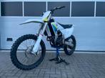 Husqvarna FC 250 2025, Bedrijf, Crossmotor