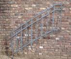 smeedijzeren en geklonken trapleuning  balustrade van balkon, Ophalen