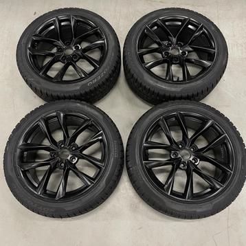 18" Tesla Model 3 Winterset. Zwarte Velgen + Winterbanden beschikbaar voor biedingen