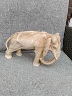 Mooie olifant Royal dux, Antiek en Kunst, Antiek | Porselein, Ophalen of Verzenden