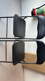 Foldable stool, Ophalen, Zo goed als nieuw, Eén