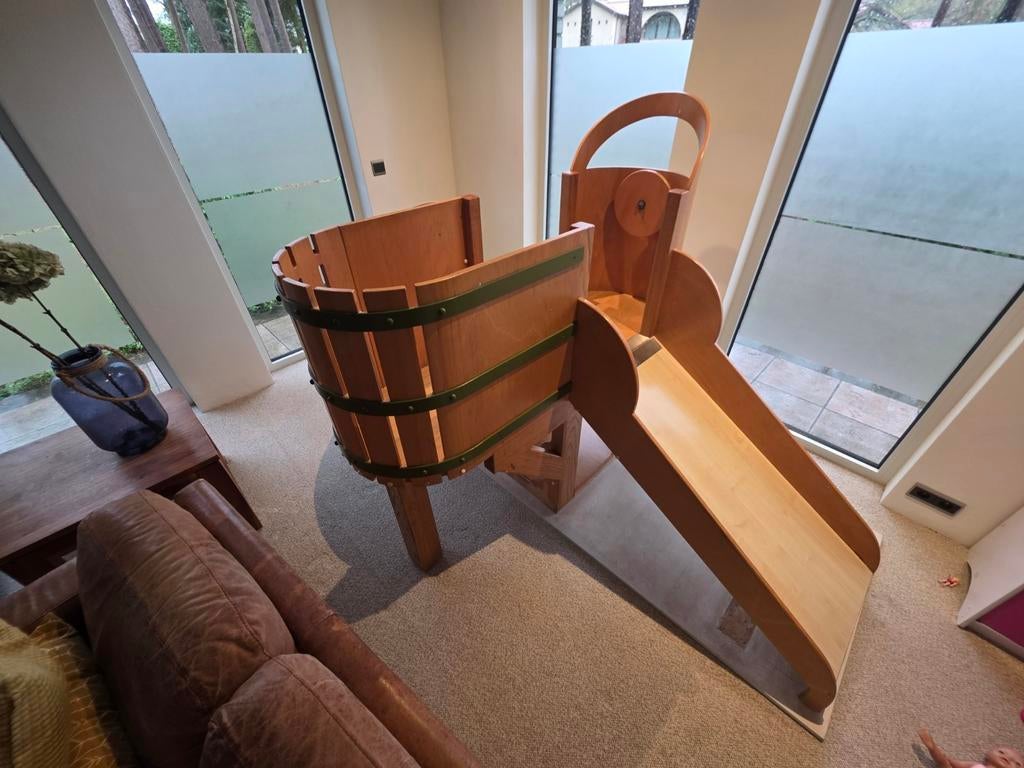 Indoor Speeltoestel met Glijbaan - Kinderplezier!, Kinderen en Baby's, Speelgoed | Buiten | Speeltoestellen, Ophalen, Gebruikt