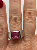 A946 Prachtige zilveren ring roze steen maat 18,25, 18 tot 19, Ophalen of Verzenden, X, Dame