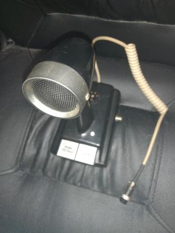 Microfoon  beschikbaar voor biedingen