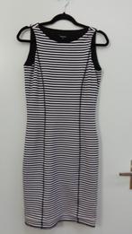 jurk Claudia Strater, mouwloos, zwart wit, maat 36, Zwart, Ophalen of Verzenden, Zo goed als nieuw, Knielengte