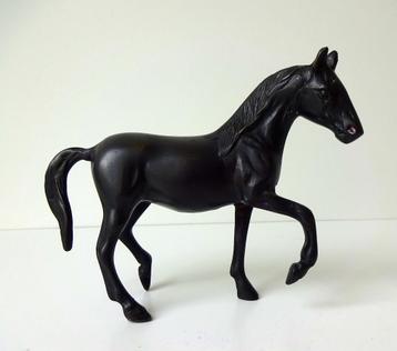 Bronzen beeld van een paard in staande houding 3574-b beschikbaar voor biedingen