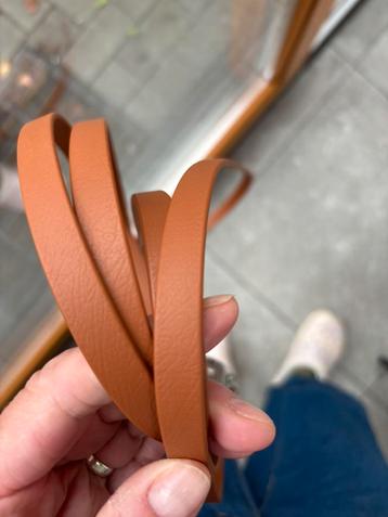 Neopreen lijn 2,5 meter kleur tan beschikbaar voor biedingen